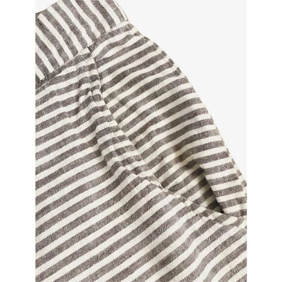 Tahari Gray and White Stripes Linen Unisex Shorts SZ 34 - Picture 2 of 8